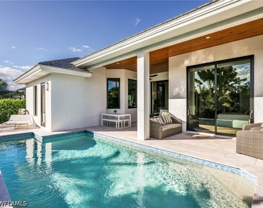 685 6th Avenue - Photo Thumbnail 1