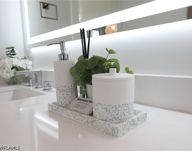 685 6th Avenue - Photo Thumbnail 18