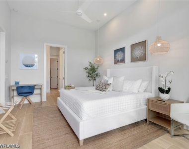 685 6th Avenue - Photo Thumbnail 17