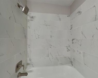 1920 Crooked Creek Lane - Photo Thumbnail 11