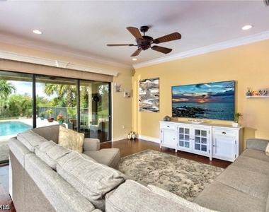 3402 Tigris Lane - Photo Thumbnail 3