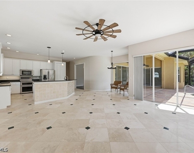 25820 Creekbend Drive - Photo Thumbnail 7