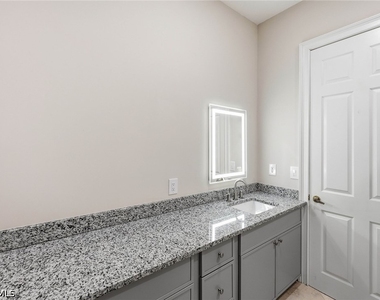 25820 Creekbend Drive - Photo Thumbnail 23
