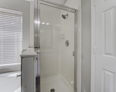 12415 Silversmine Drive - Photo Thumbnail 25