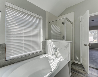 12415 Silversmine Drive - Photo Thumbnail 22