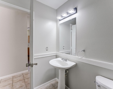 12415 Silversmine Drive - Photo Thumbnail 42