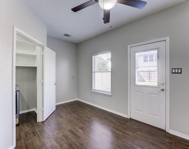 12415 Silversmine Drive - Photo Thumbnail 43
