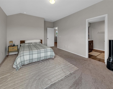 2147 Twisted Cedar Court - Photo Thumbnail 20