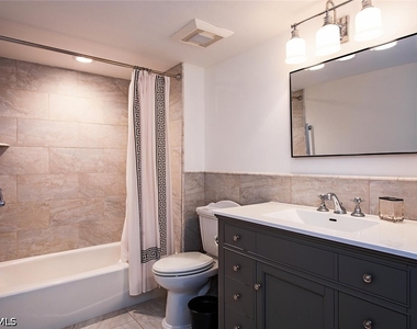 6585 Nicholas Boulevard - Photo Thumbnail 7