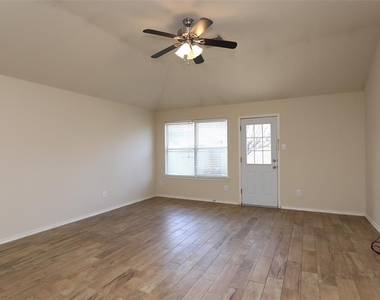 13127 Bach Elm Street - Photo Thumbnail 7