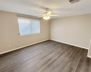 15018 Cypress Green Drive - Photo Thumbnail 15