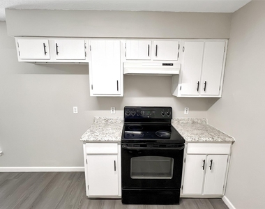 15018 Cypress Green Drive - Photo Thumbnail 8
