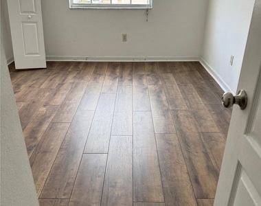 7020 Ambrosia Lane - Photo Thumbnail 12