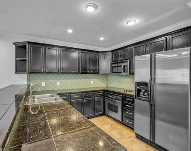 2800 Jeanetta Street - Photo Thumbnail 3