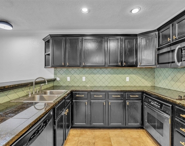 2800 Jeanetta Street - Photo Thumbnail 2