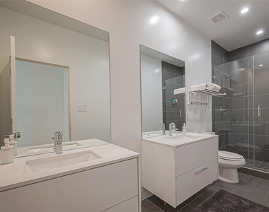 3513 Bell Street - Photo Thumbnail 7