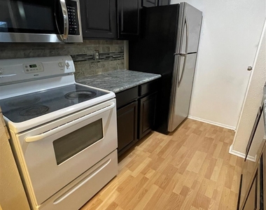 18519 Egret Bay Boulevard - Photo Thumbnail 2