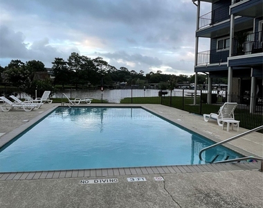 18519 Egret Bay Boulevard - Photo Thumbnail 14