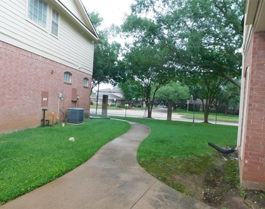 2710 Grants Lake Boulevard - Photo Thumbnail 16