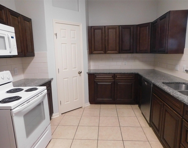 2710 Grants Lake Boulevard - Photo Thumbnail 21