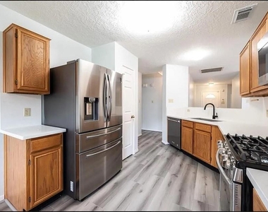 4317 Plover Drive Drive - Photo Thumbnail 7