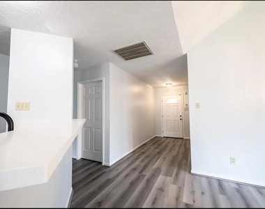 4317 Plover Drive Drive - Photo Thumbnail 16