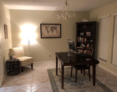 1522 24th Street - Photo Thumbnail 4