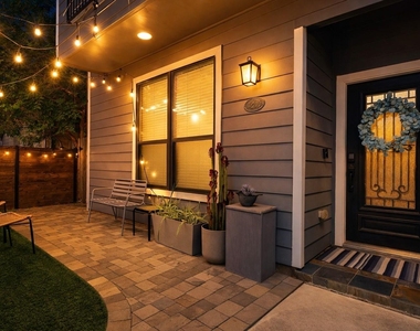 1206 W 14th Street - Photo Thumbnail 1
