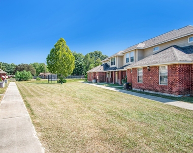 1207 Lovett Street - Photo Thumbnail 1