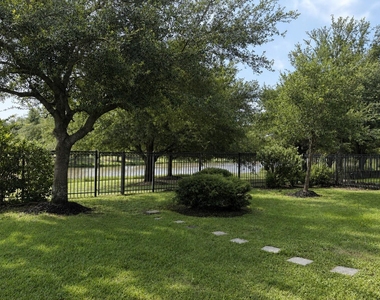 515 Newington Lane - Photo Thumbnail 29