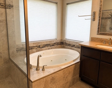 515 Newington Lane - Photo Thumbnail 17