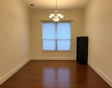 515 Newington Lane - Photo Thumbnail 12