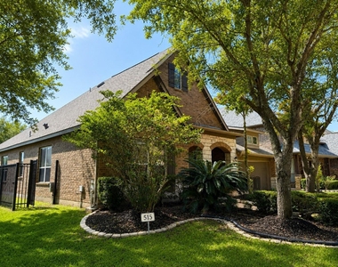 515 Newington Lane - Photo Thumbnail 2