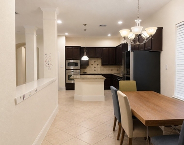 515 Newington Lane - Photo Thumbnail 9