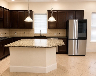 515 Newington Lane - Photo Thumbnail 7