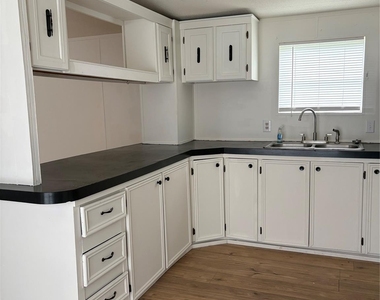 144 Lees Village Rd Road - Photo Thumbnail 9