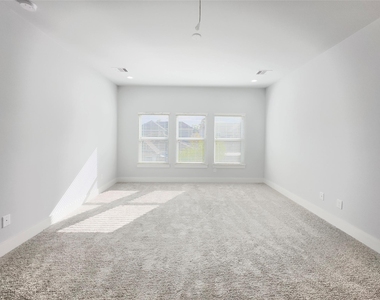 1602 Westside Gardens Lane - Photo Thumbnail 10