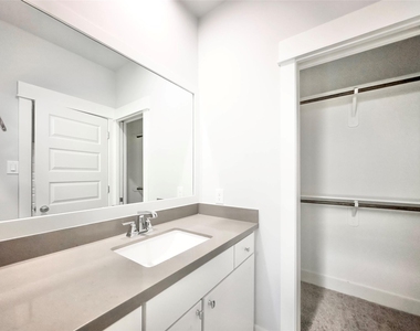 1602 Westside Gardens Lane - Photo Thumbnail 18