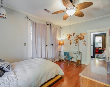 914 Snover Street - Photo Thumbnail 15