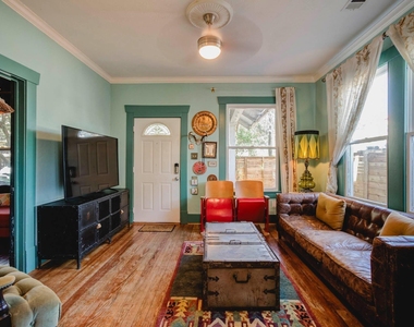 914 Snover Street - Photo Thumbnail 6
