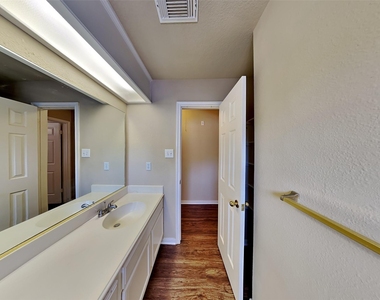 13143 Mills River Street - Photo Thumbnail 15