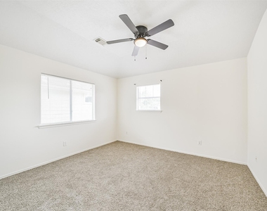 33318 Cottonwood Bend - Photo Thumbnail 22
