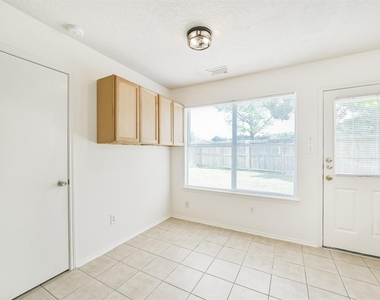 33318 Cottonwood Bend - Photo Thumbnail 14