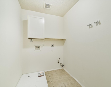 33318 Cottonwood Bend - Photo Thumbnail 31