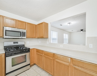 33318 Cottonwood Bend - Photo Thumbnail 12