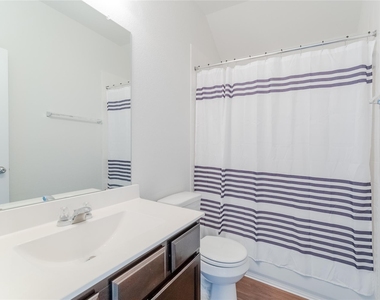 8327 Threadfin Way - Photo Thumbnail 25