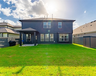 8327 Threadfin Way - Photo Thumbnail 29