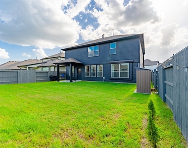 8327 Threadfin Way - Photo Thumbnail 30