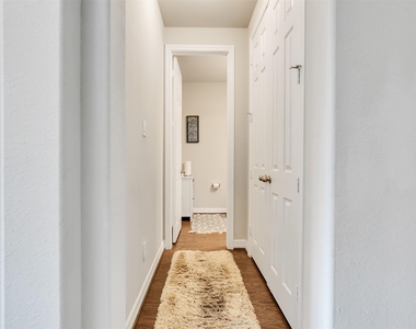 31439 Valley Briar Way - Photo Thumbnail 4