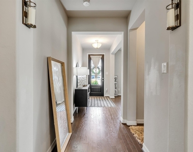 31439 Valley Briar Way - Photo Thumbnail 2